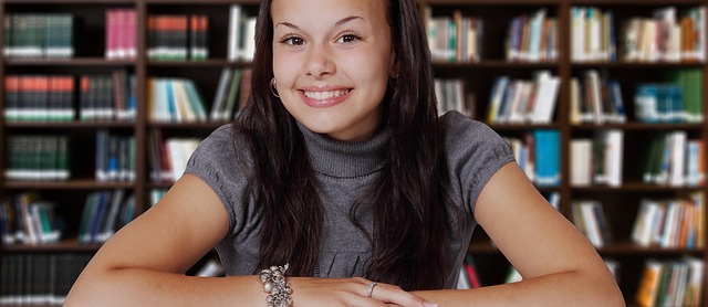 spokojená čtenářka.jpg