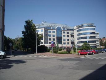 společnost s.r.o.